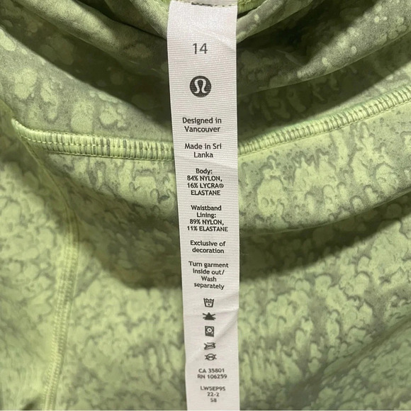 Lululemon Base Pace High-Rise Tight 25" | Size 14 - Picture 5 of 11